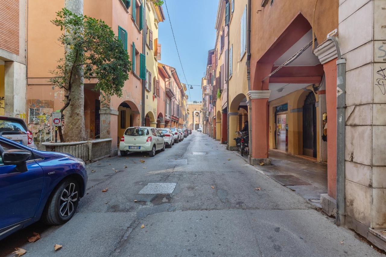 Апартаменты Mini Loft San Carlo A 5 Min Da Mambo Болонья Экстерьер фото